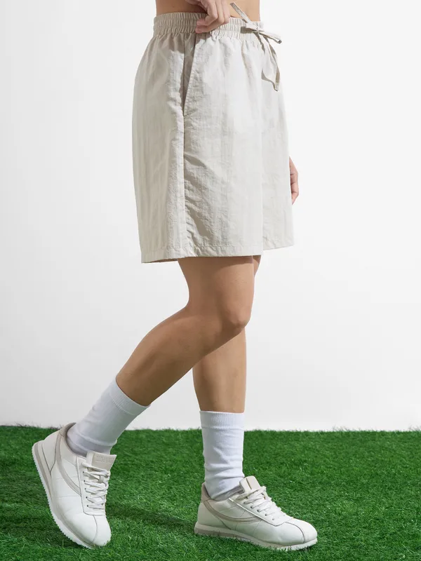 Street By Tokyo Talkies Women Beige Regular Fit Shorts