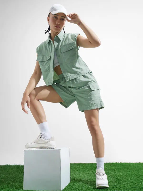 Street By Tokyo Talkies Women Green Regular Fit Shorts