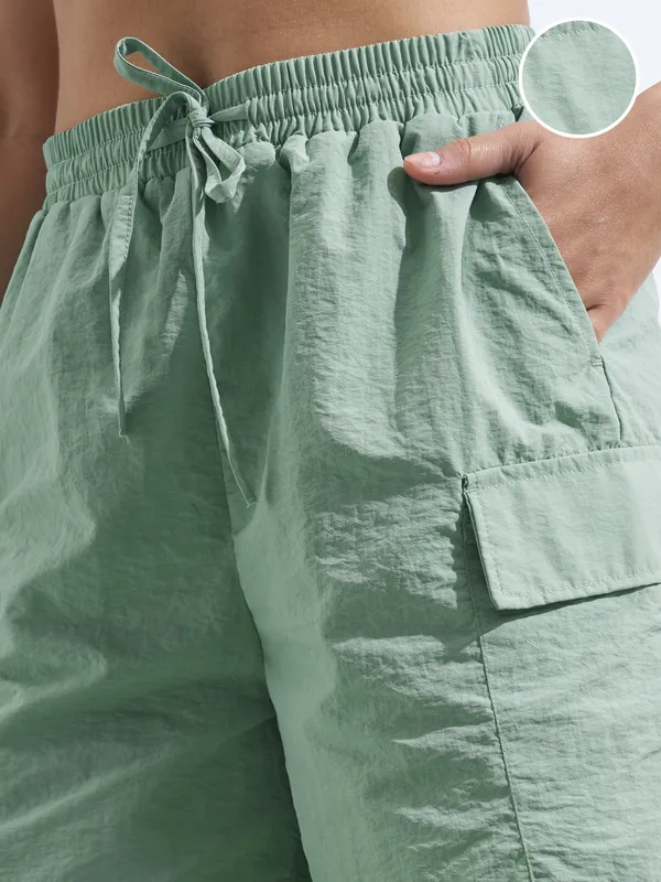 Street By Tokyo Talkies Women Green Regular Fit Shorts