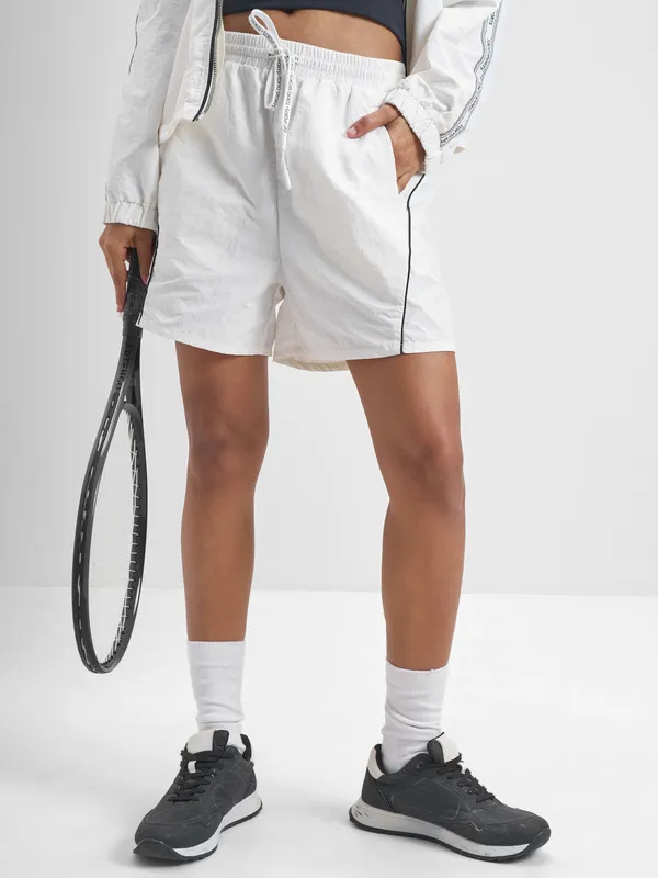 Street By Tokyo Talkies Women White Regular Fit Shorts