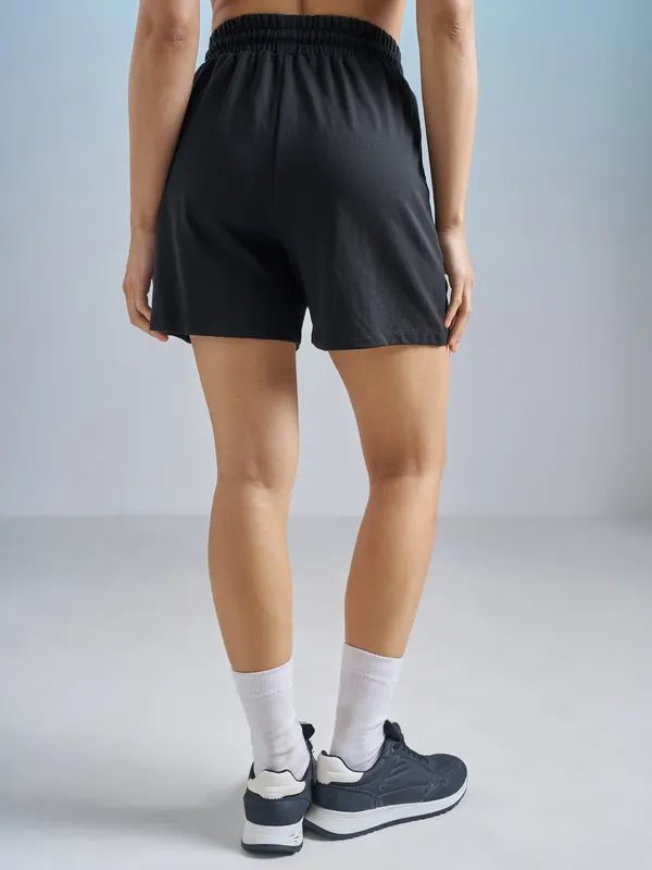 Street By Tokyo Talkies Women Black Relaxed Fit Cargo Shorts