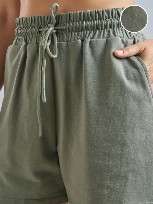 Street By Tokyo Talkies Women Olive Relaxed Fit Shorts