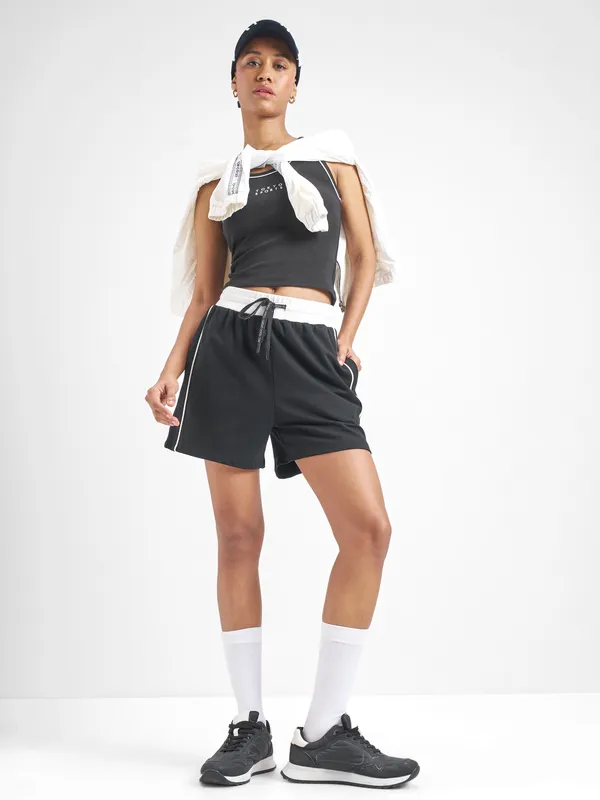 Street By Tokyo Talkies Women Black Relaxed Fit Shorts