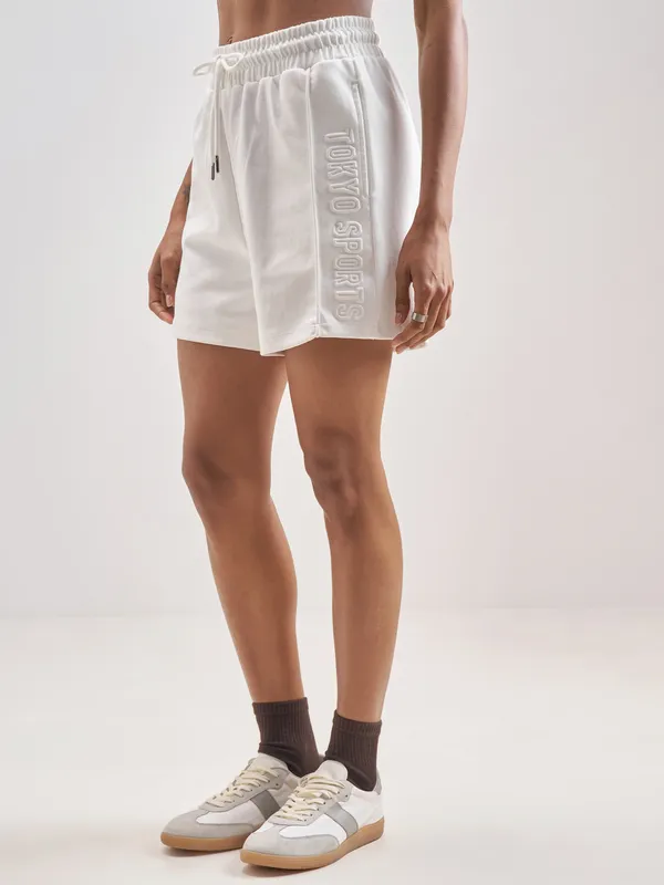Street By Tokyo Talkies Women White Regular Fit Shorts