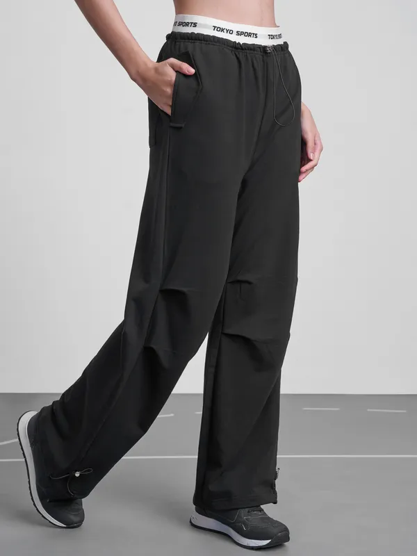 Street By Tokyo Talkies Women Black Regular Fit Track Pant