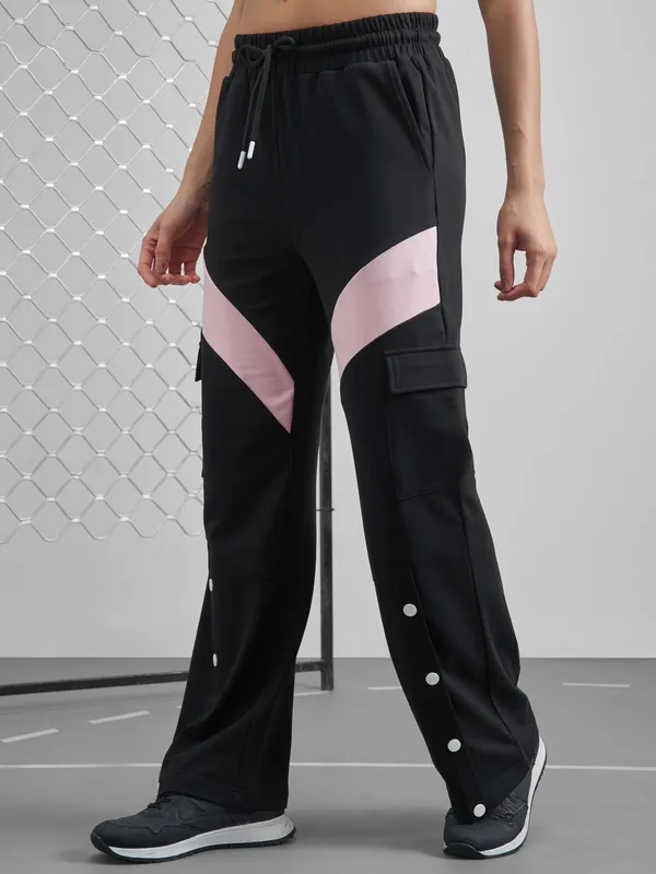 Street By Tokyo Talkies Women Black Relaxed Fit Track Pant