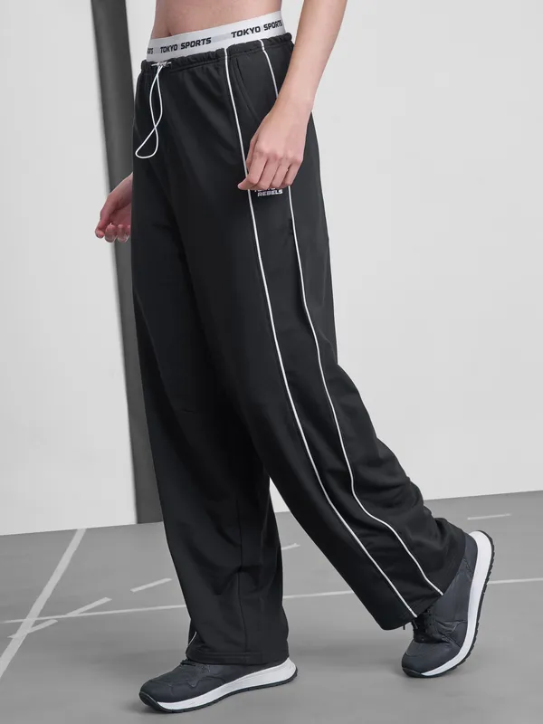 Women Relaxed Fit Track Pant