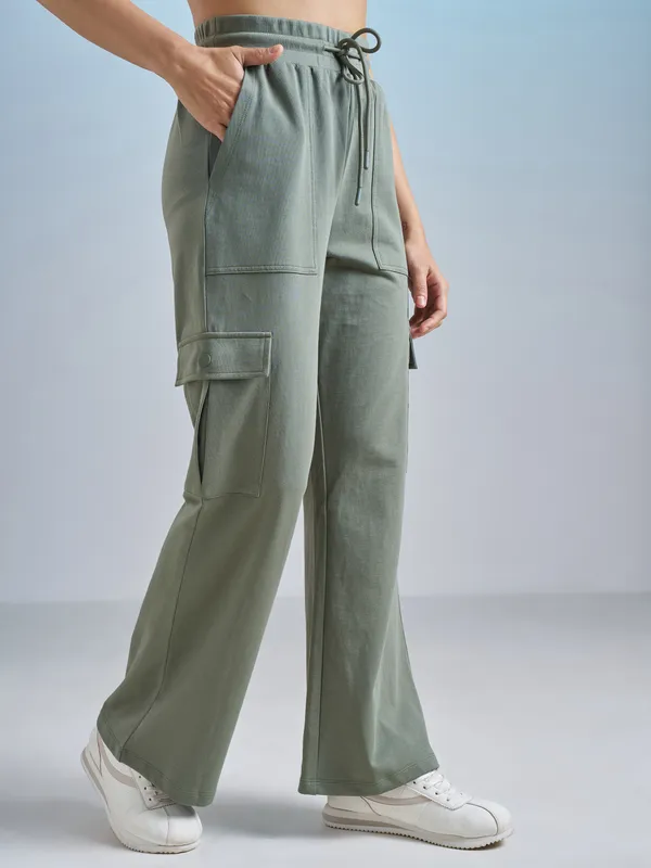 Street By Tokyo Talkies Women Olive Regular Fit Track Pant