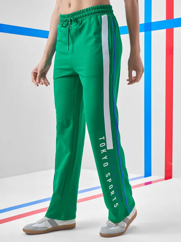 Women Regular Fit Track Pant