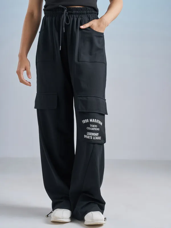 Street By Tokyo Talkies Women Black Regular Fit Track Pant