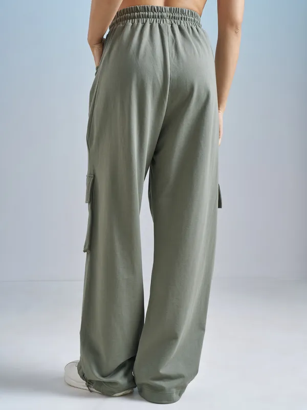 Street By Tokyo Talkies Women Olive Regular Fit Track Pant