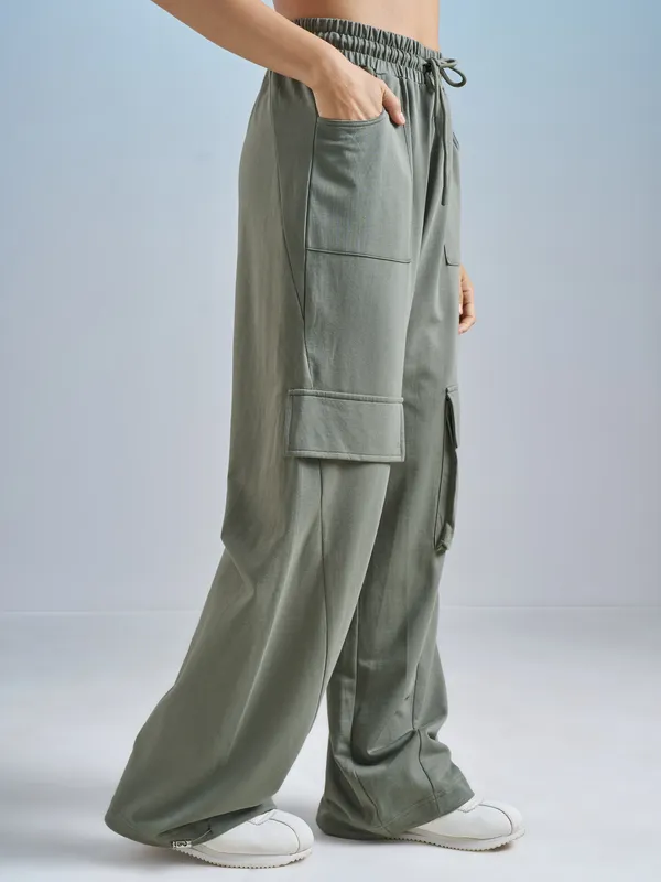Street By Tokyo Talkies Women Olive Regular Fit Track Pant