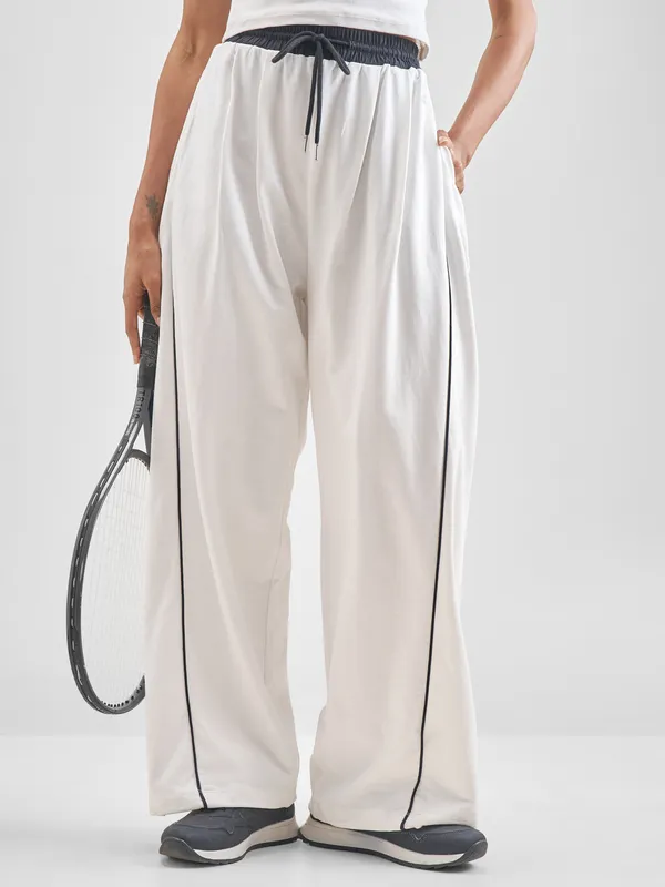 Street By Tokyo Talkies Women White Wide Leg Track Pant