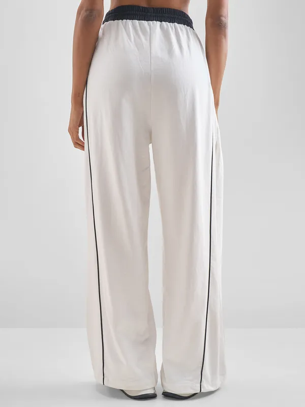 Street By Tokyo Talkies Women White Wide Leg Track Pant
