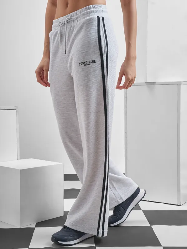 Street By Tokyo Talkies Women Grey Relaxed Fit Track Pant