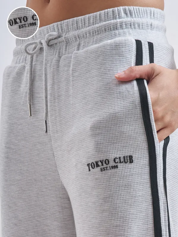Street By Tokyo Talkies Women Grey Relaxed Fit Track Pant