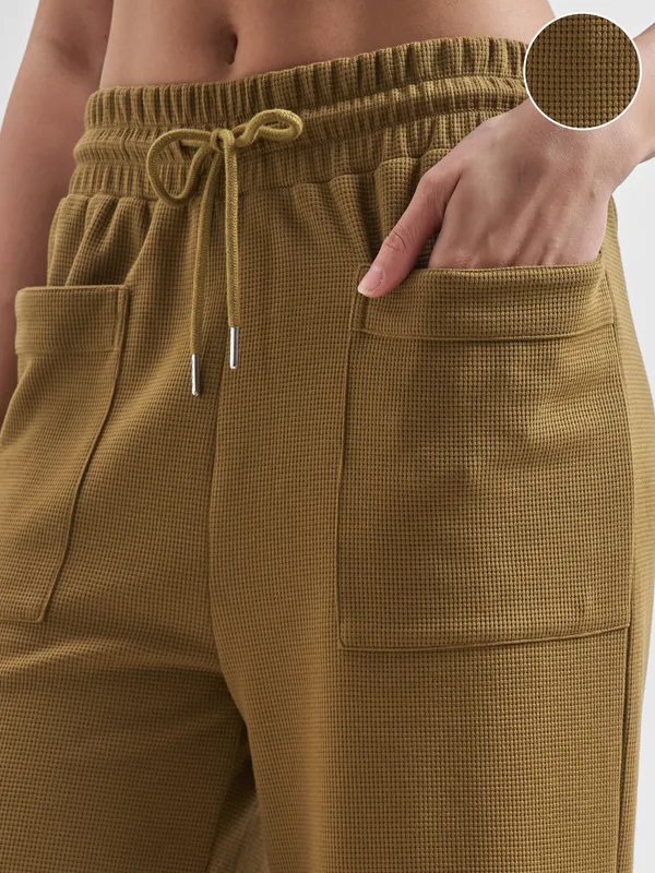 Street By Tokyo Talkies Women Brown Relaxed Fit Track Pant