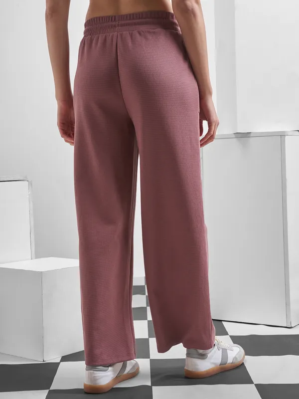 Street By Tokyo Talkies Women Mauve Relaxed Fit Track Pant