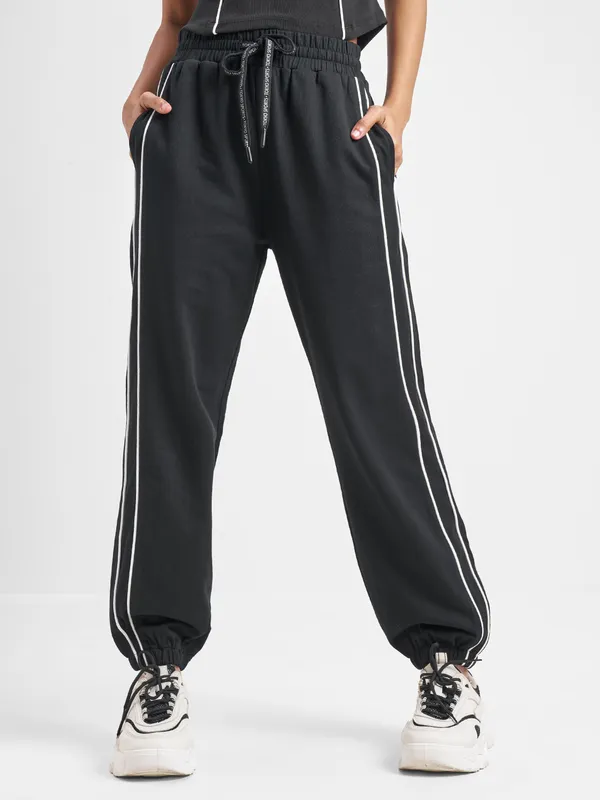 Street By Tokyo Talkies Women Black Baggy Track Pant