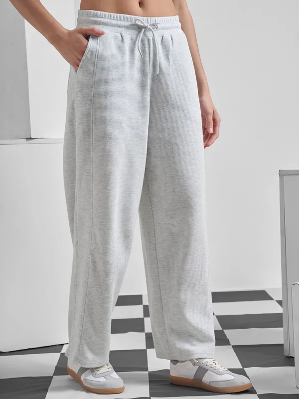 Street By Tokyo Talkies Women Grey Relaxed Fit Track Pant