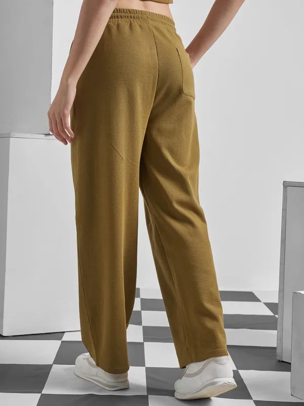 Street By Tokyo Talkies Women Brown Relaxed Fit Track Pant