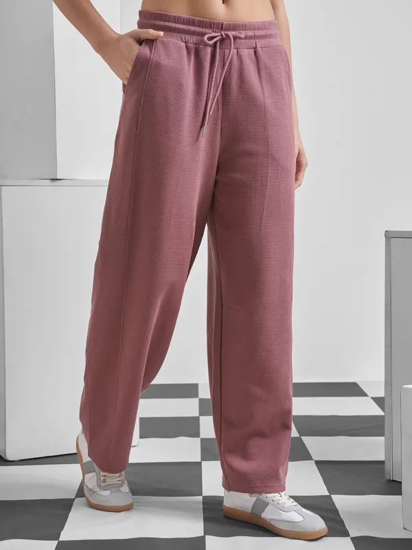 Street By Tokyo Talkies Women Mauve Relaxed Fit Track Pant