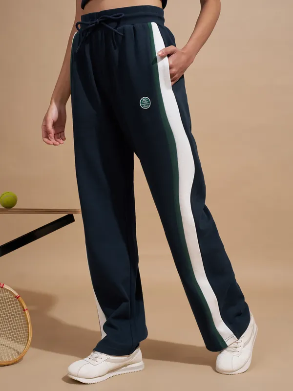 Women Relaxed Fit Track Pant