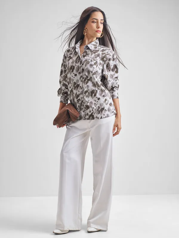 Women Printed Relaxed Fit Casual Shirt