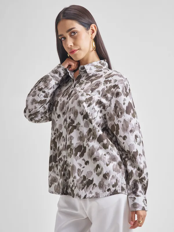 Women Printed Relaxed Fit Casual Shirt
