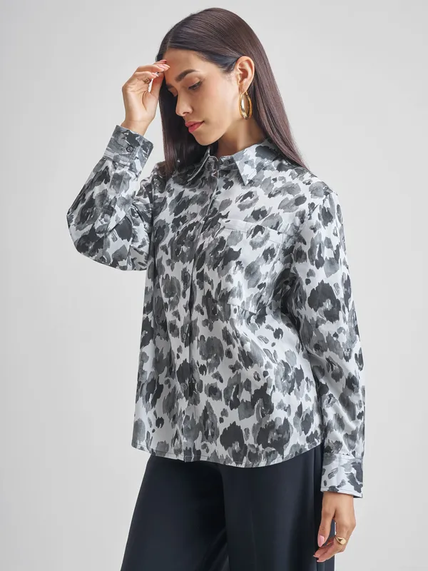 Tokyo Talkies Women Grey Printed Casual Shirt