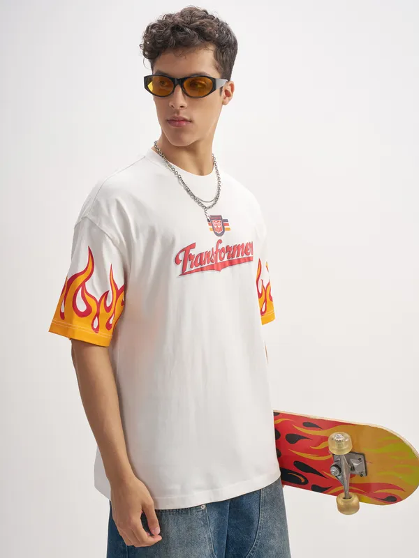 Highlander Men White Transformers Printed Round Neck T-Shirt