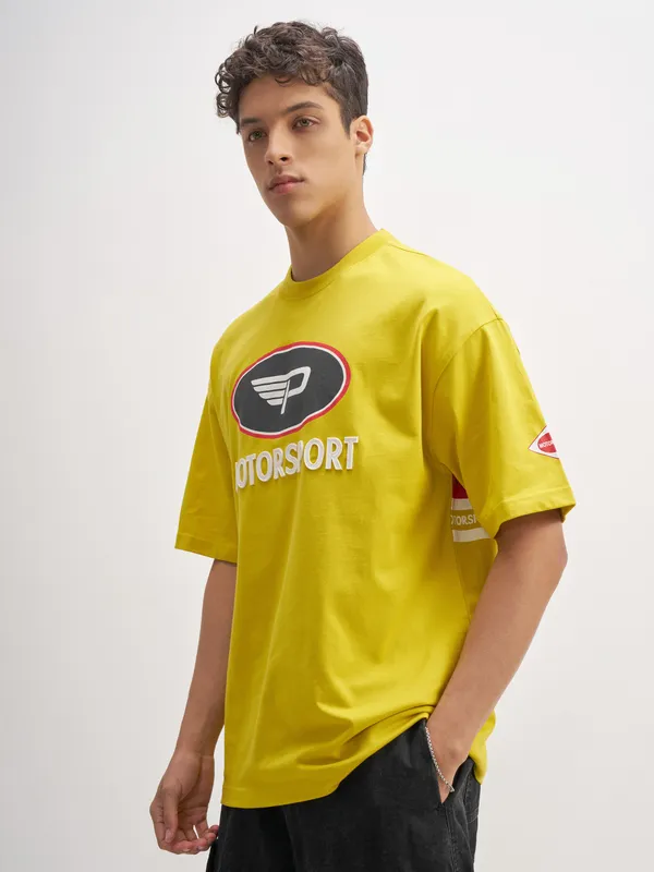 Highlander Men Yellow Peanuts Printed Round Neck T-Shirt