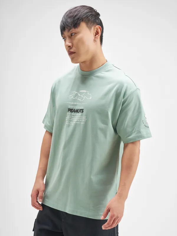 Highlander Men Green Snoopy Peanuts Printed Round Neck T-Shirt