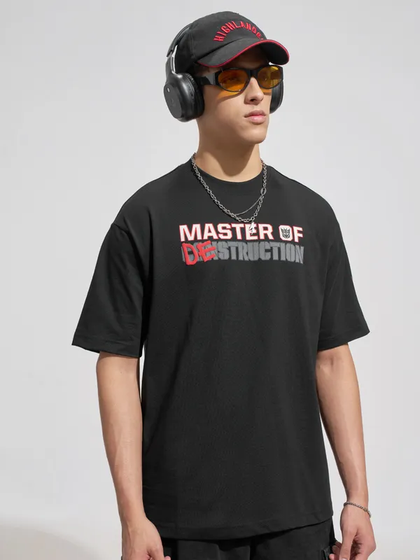 Highlander Men Black Transformers Printed Round Neck T-Shirt