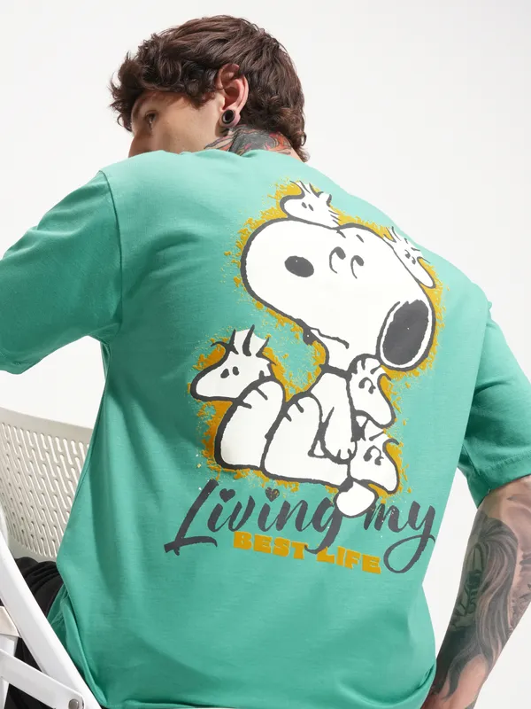 Highlander Men Green Peanuts Printed Round Neck Oversized Fit T-Shirt