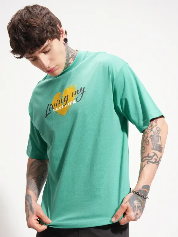 Highlander Men Green Peanuts Printed Round Neck Oversized Fit T-Shirt