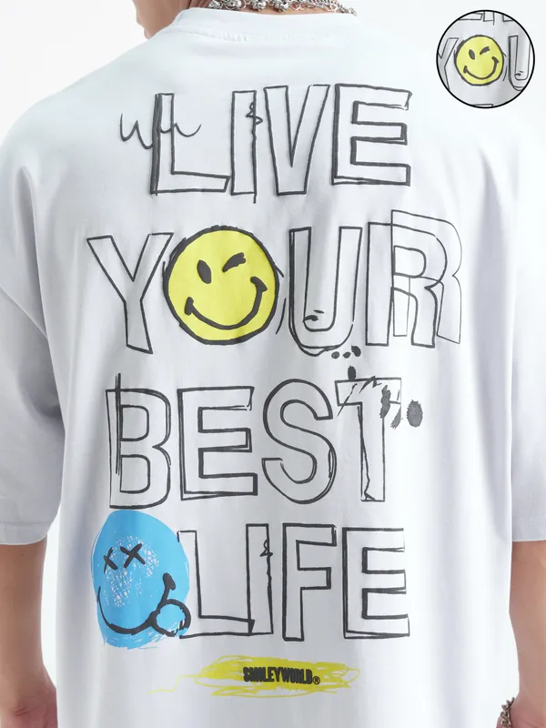 Highlander Men Grey SmileyWorldÃÂ® Printed Round Neck Oversized Fit T-Shirt