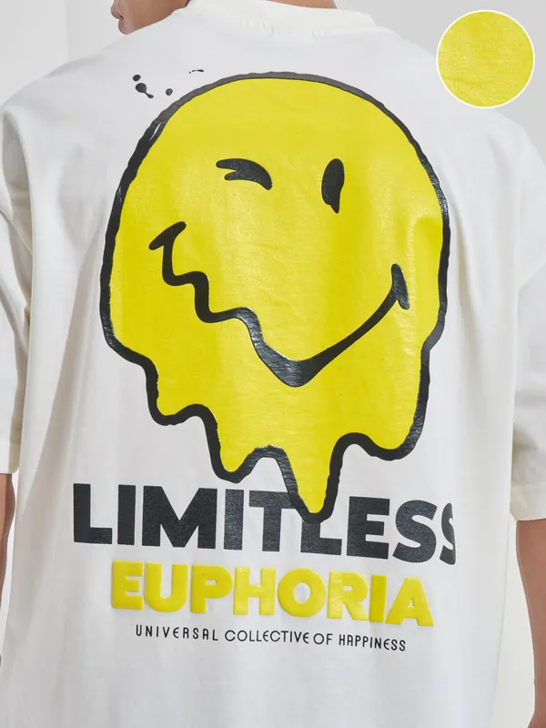 Highlander Men Off White SmileyWorldÂ® Printed Round Neck Oversized Fit T-Shirt