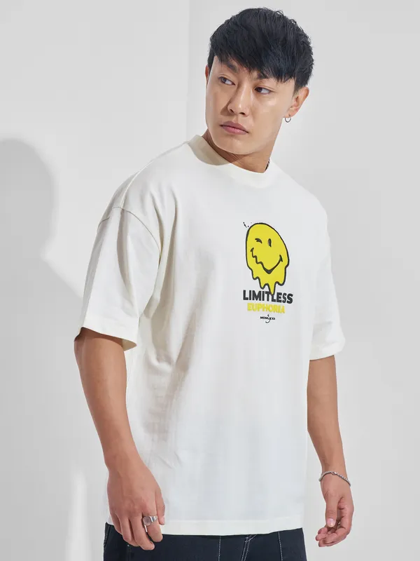 Highlander Men Off White SmileyWorldÂ® Printed Round Neck Oversized Fit T-Shirt