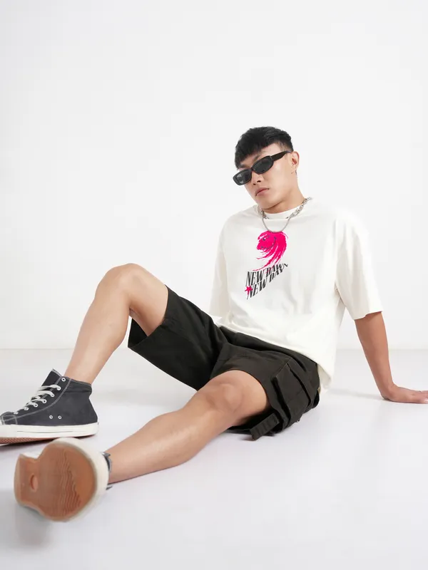 Highlander Men Off White SmileyWorldÃÂ® Printed Round Neck Oversized Fit T-Shirt