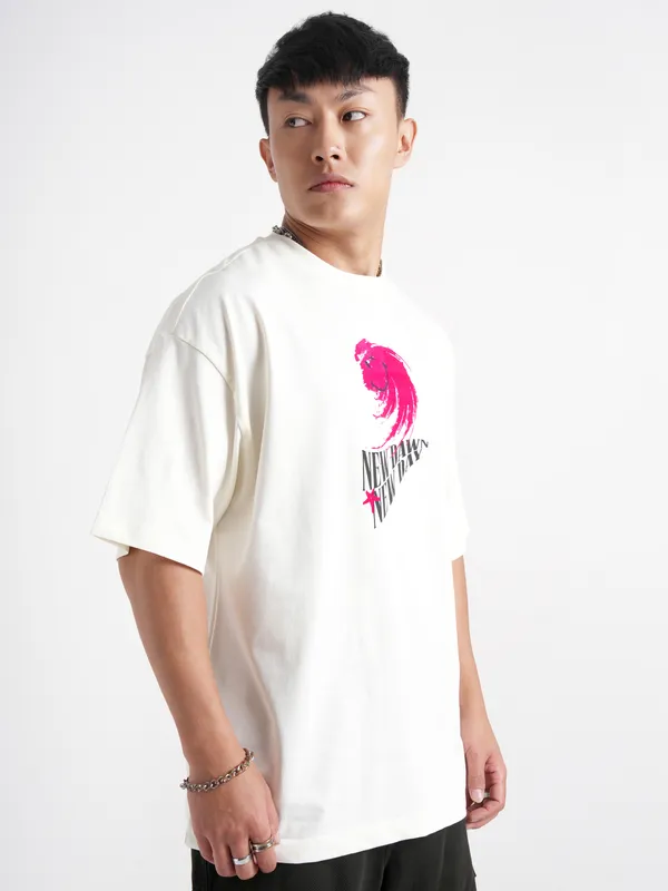 Highlander Men Off White SmileyWorldÃÂ® Printed Round Neck Oversized Fit T-Shirt