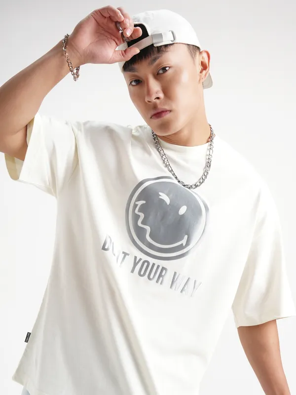 Highlander Men Off White SmileyWorldÃÂ® Printed Round Neck Oversized Fit T-Shirt