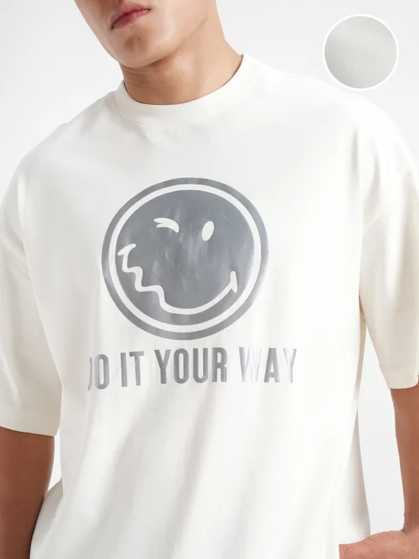 Highlander Men Off White SmileyWorldÃÂ® Printed Round Neck Oversized Fit T-Shirt