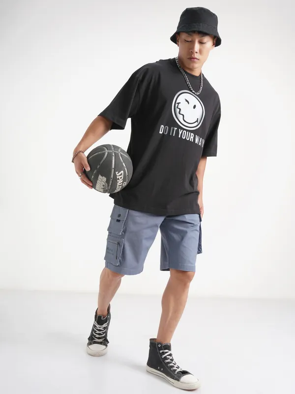 Highlander Men Black SmileyWorldÃÂ® Printed Round Neck Oversized Fit T-Shirt