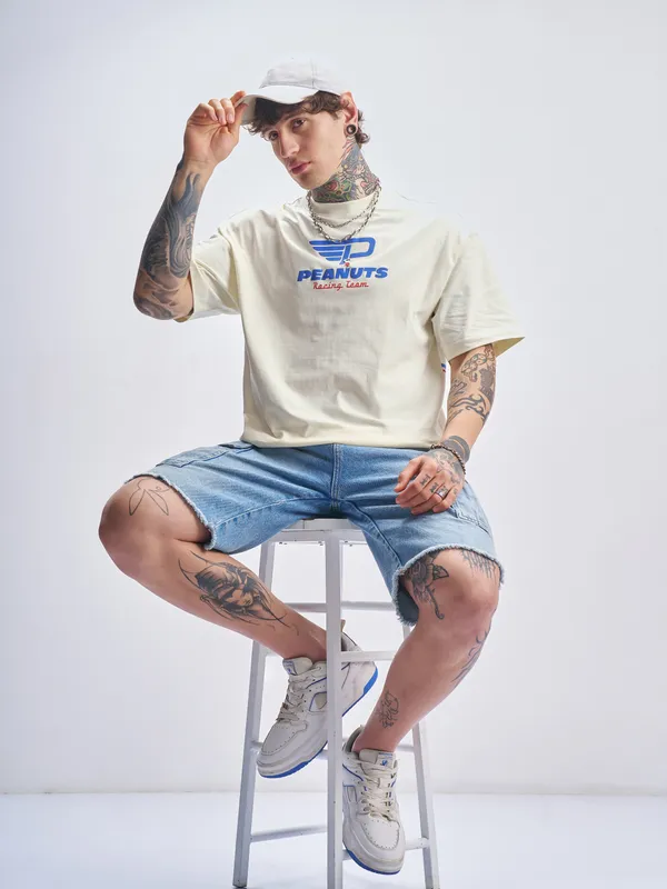 Highlander Men Beige Peanuts Printed Round Neck Oversized Fit T-Shirt