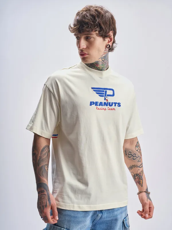 Highlander Men Beige Peanuts Printed Round Neck Oversized Fit T-Shirt