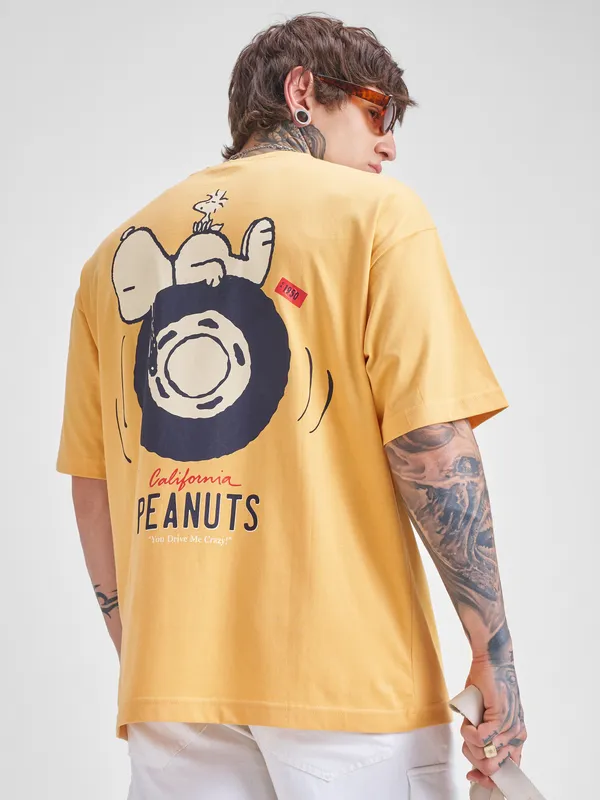 Highlander Men Yellow Peanuts Printed Round Neck Oversized Fit T-Shirt