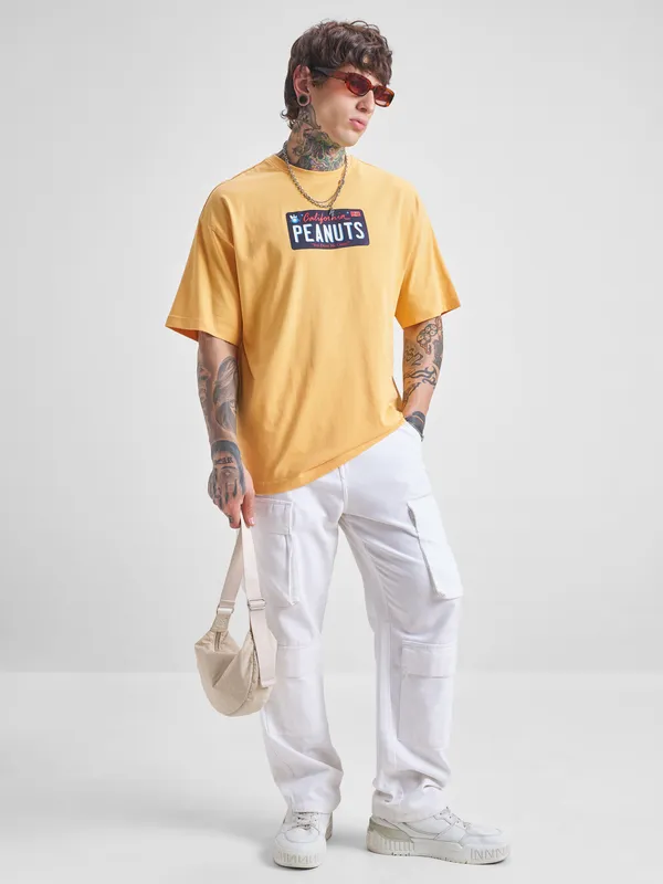 Highlander Men Yellow Peanuts Printed Round Neck Oversized Fit T-Shirt