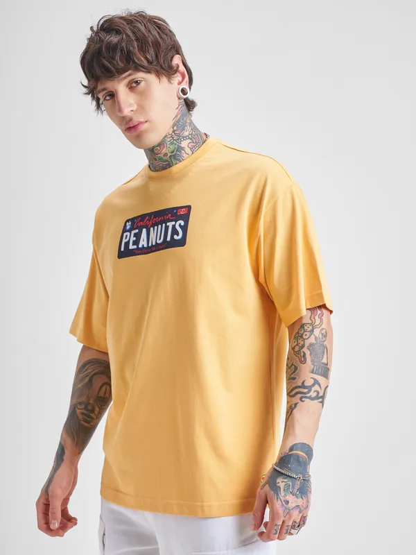 Highlander Men Yellow Peanuts Printed Round Neck Oversized Fit T-Shirt