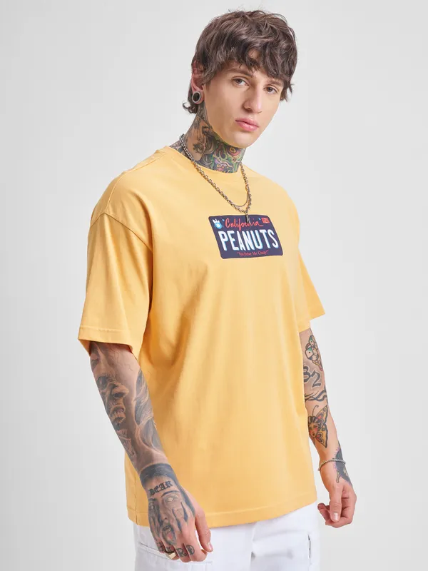 Highlander Men Yellow Peanuts Printed Round Neck Oversized Fit T-Shirt